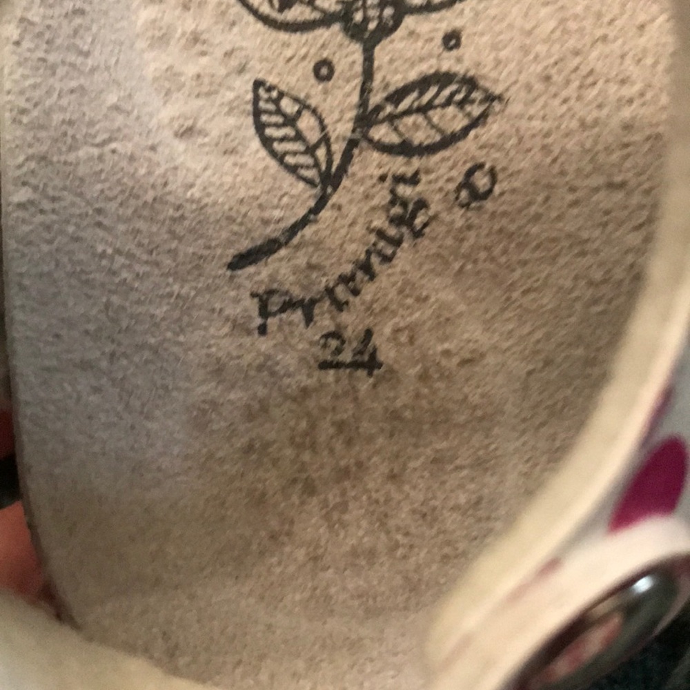 Shoes - Picture 2 of 2